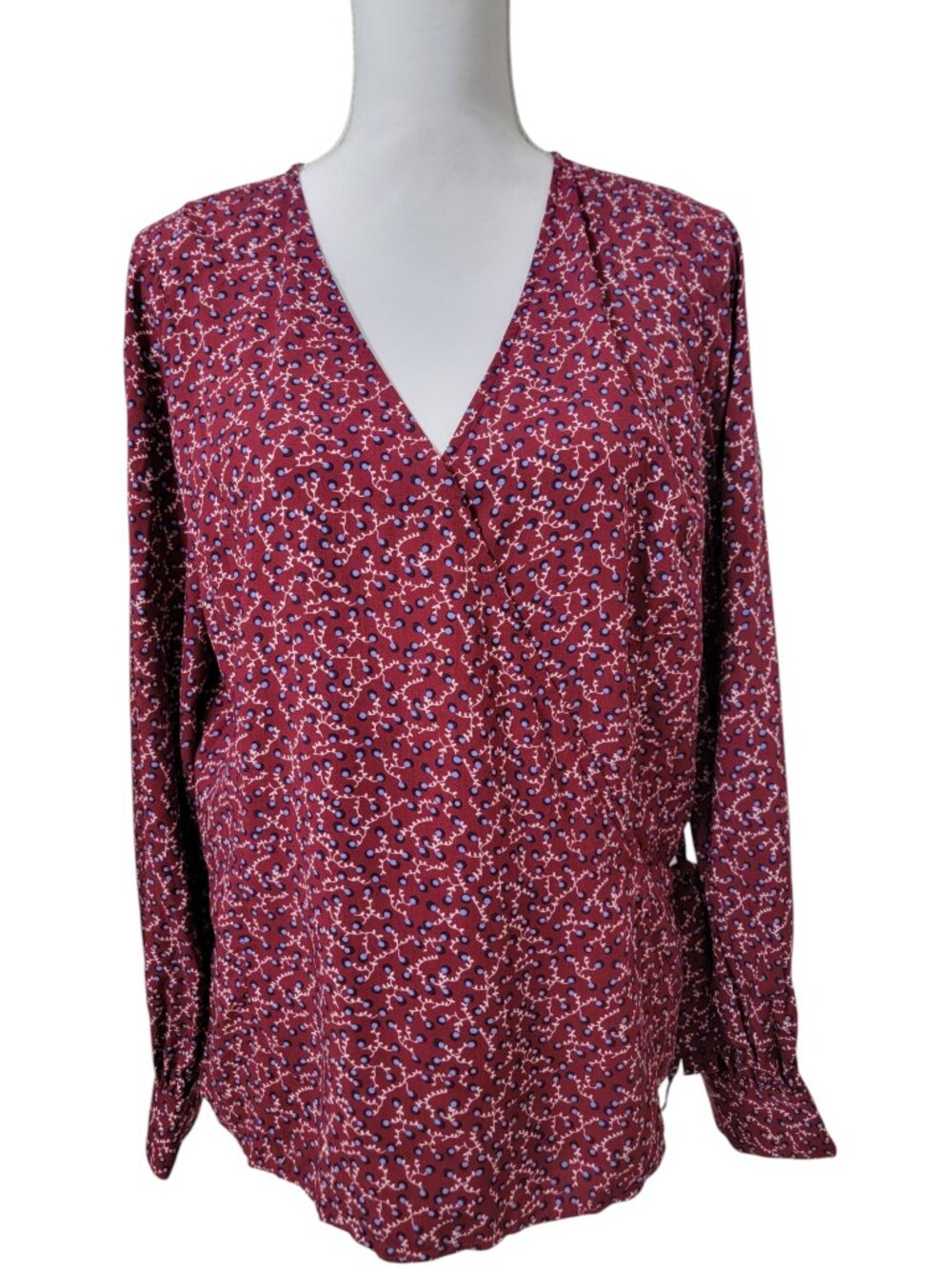 Talbots Size L Poet Sleeve Wrap Top in "Curly Roses" Print